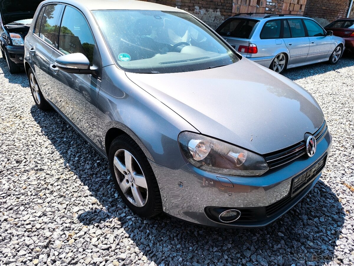 Volkswagen golf, 1.2 TSI 77kw, r.v: 12/2011,126000km, team.