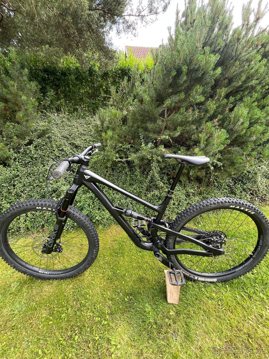 Yt yndustries jeffsy core 1 vel.L