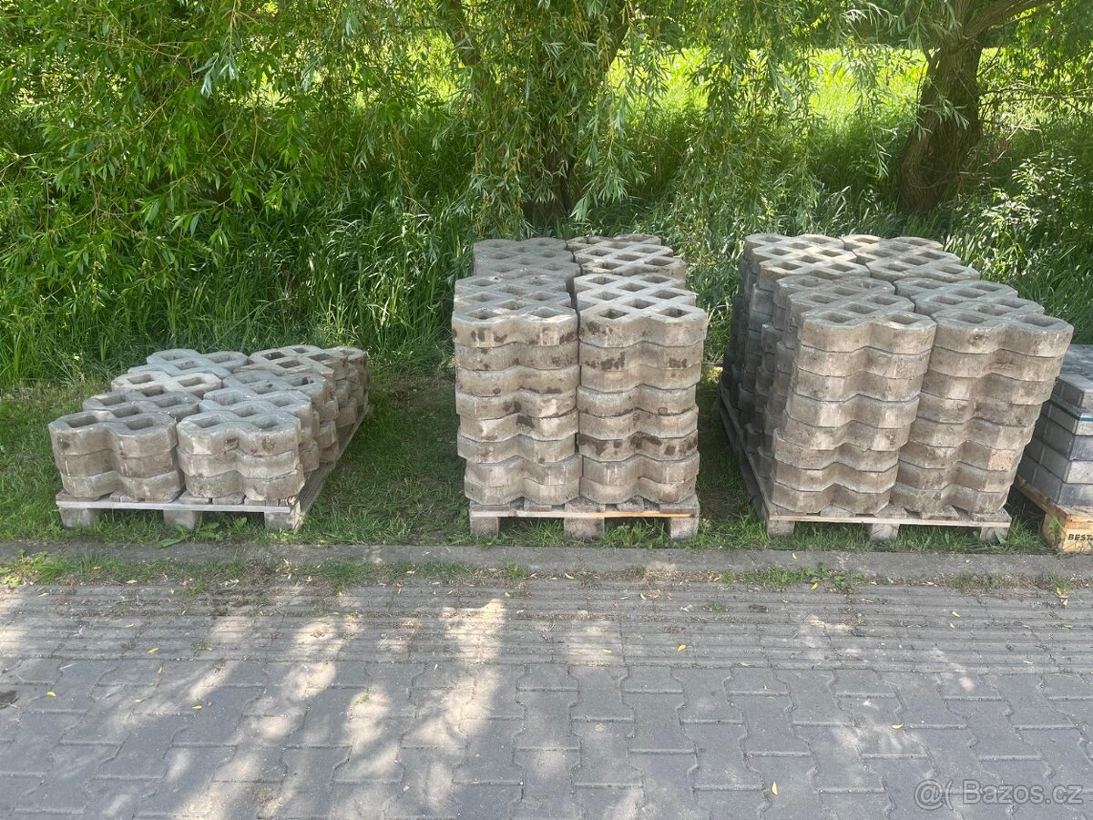 Zatravňovací dlažba 60x40x8 cm - 50m2