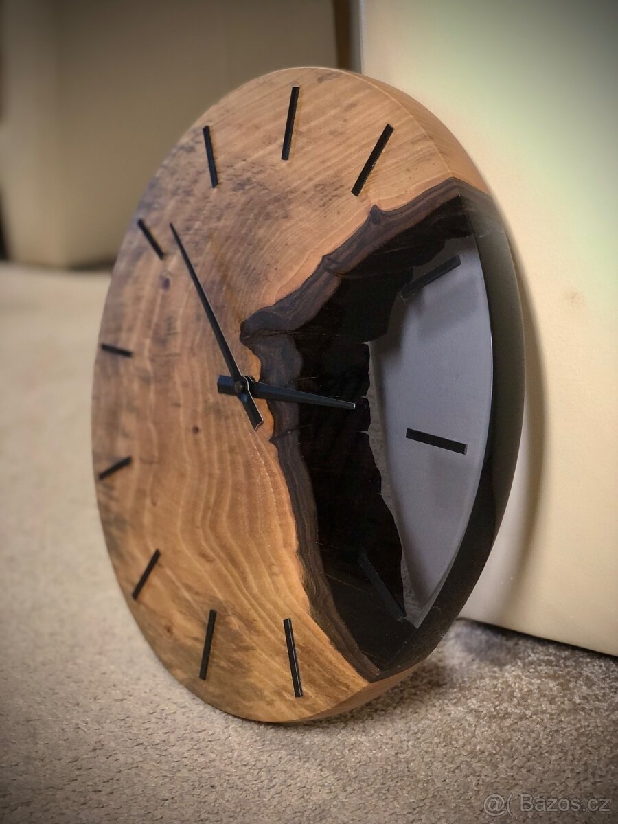 Designové hodiny