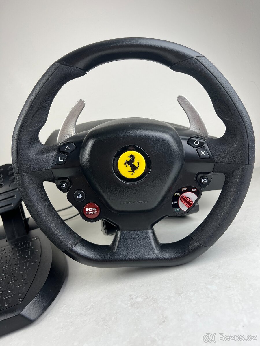Volant na Playstation 4ThrustMaster T80 Ferrari 488 editon