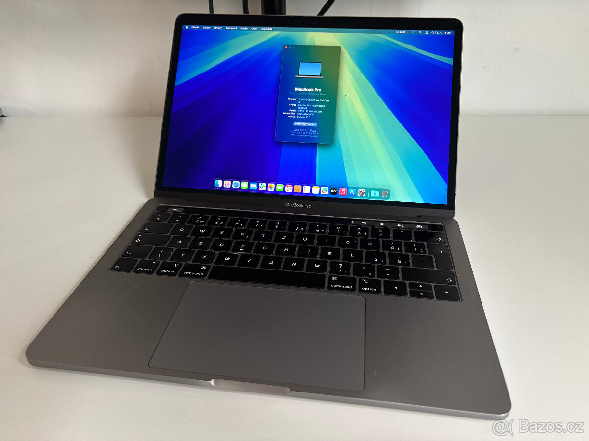 Apple Macbook Pro 13" 2018 Touchbar – i5/8GB/256GB + adapt.