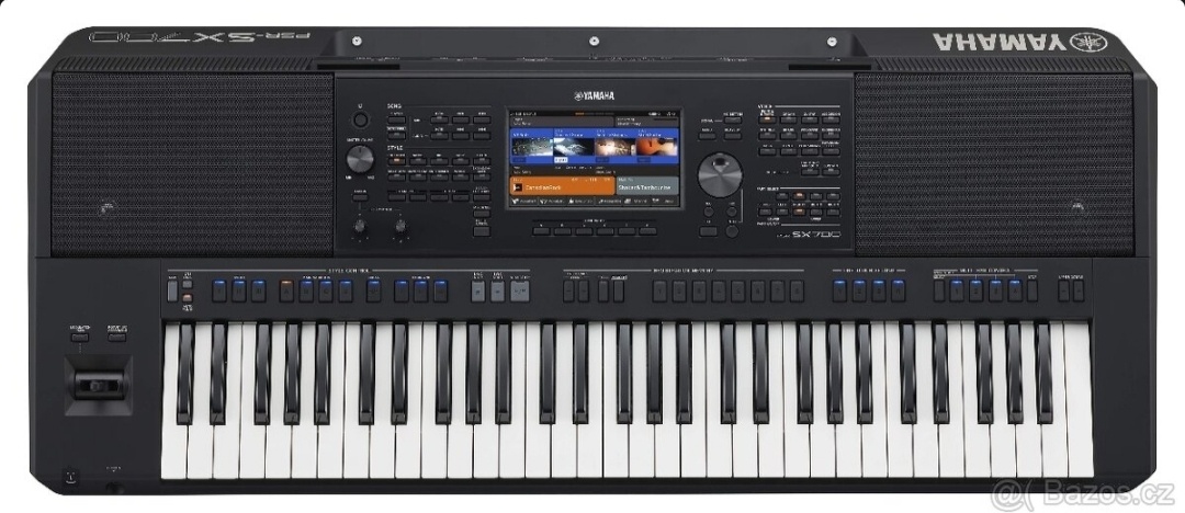 Yamaha PSR sx700