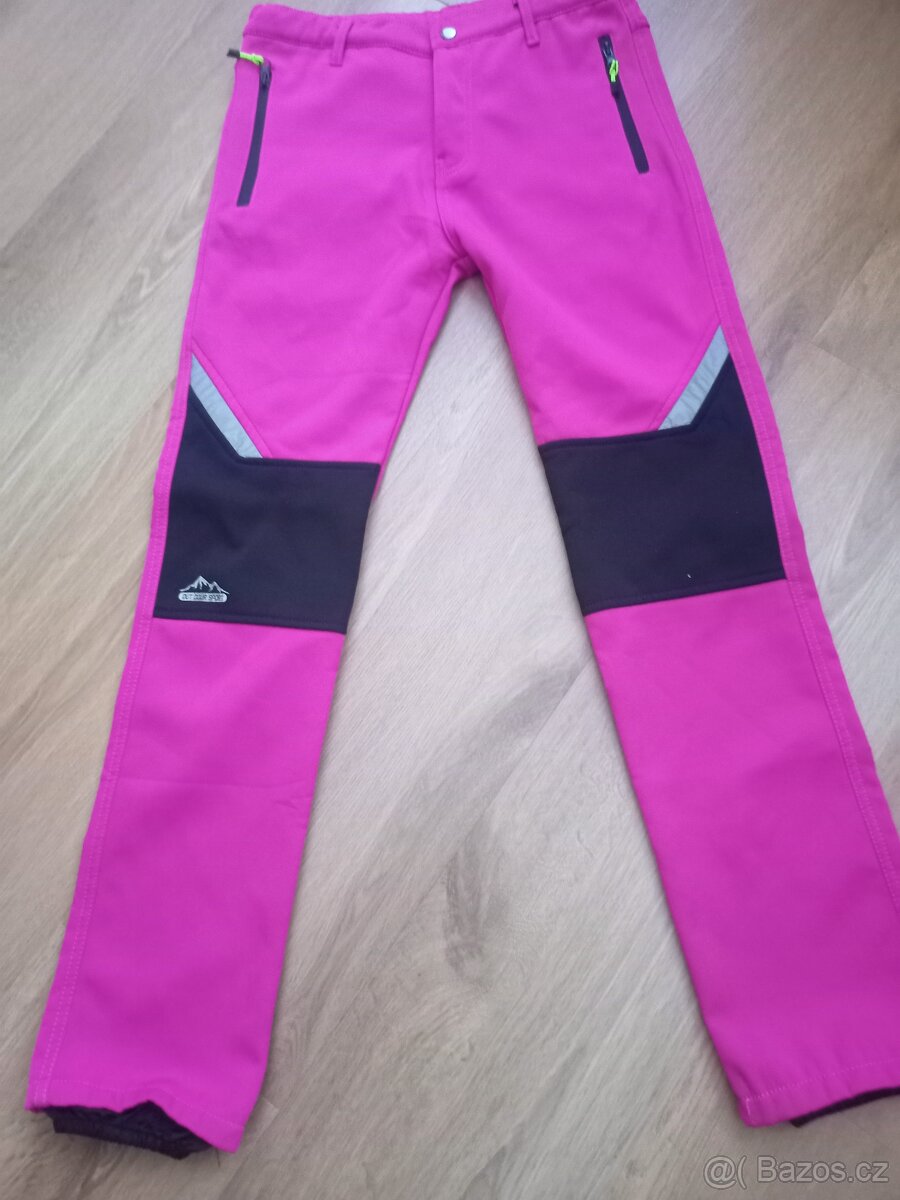 Divci sportovni softshelove kalhoty vel. 164cm