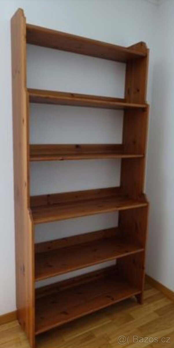 KNIHOVNA IKEA LEKSVIK