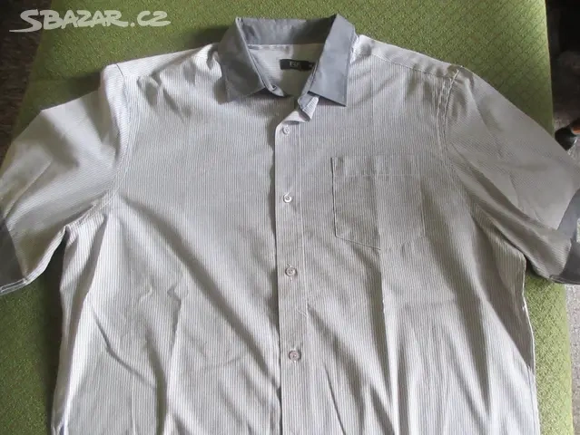 Šedá pánská košile XL /prsa 128/ - proužek.
