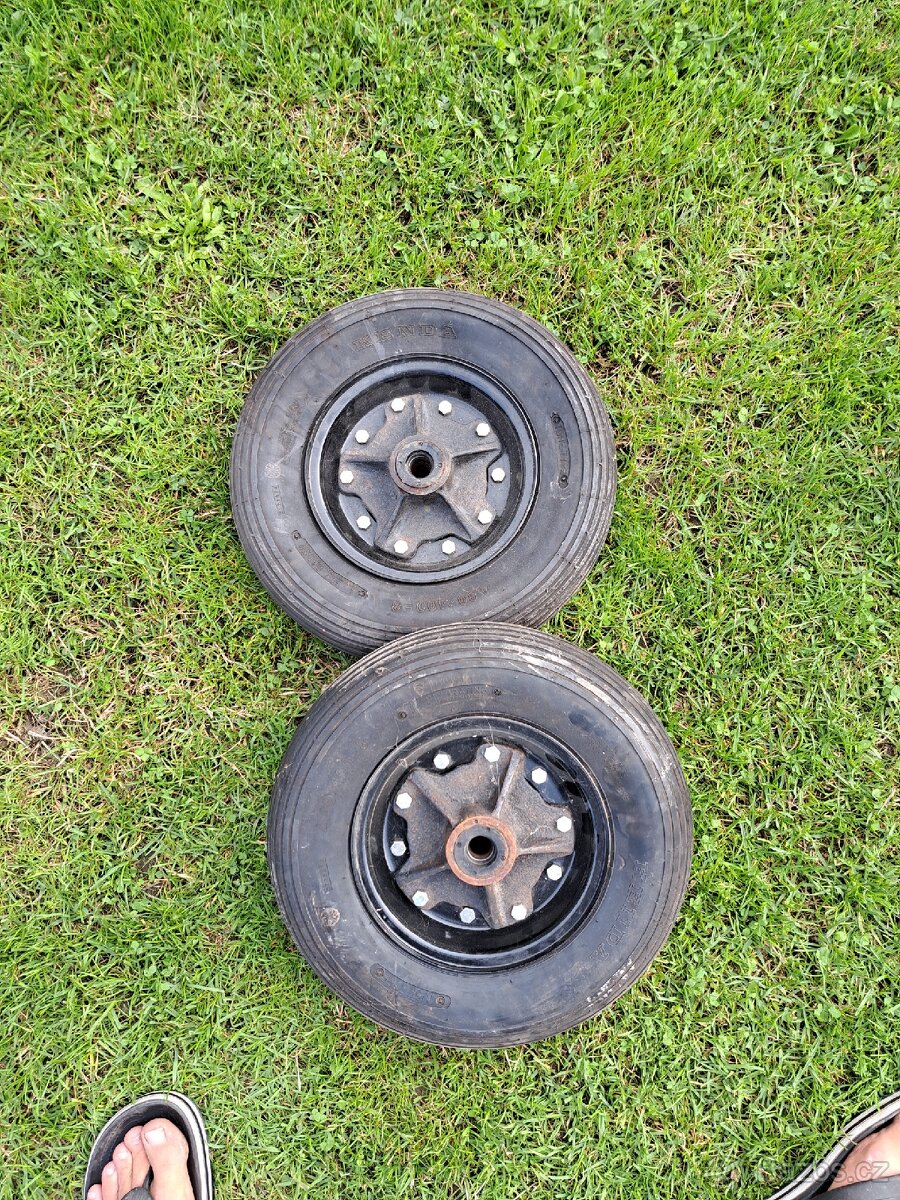 Prodam nove kola na ložiskách litinové náboje plech disk