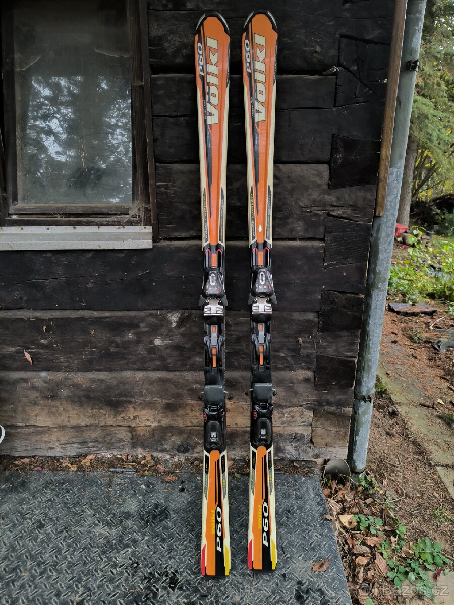 Sjezdové lyže Volkl P60 168 cm s vázáním