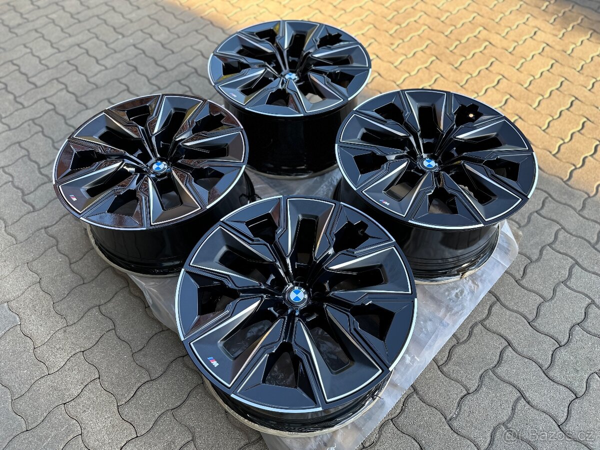 ✅ BMW originálna sada diskov r21 G70 i7 909M Black ✅