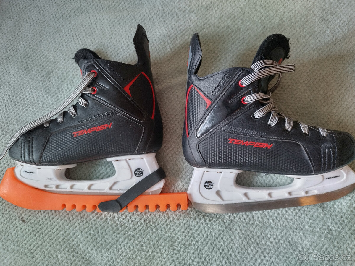 Dětské brusle Tempish, dres, holeně atd..