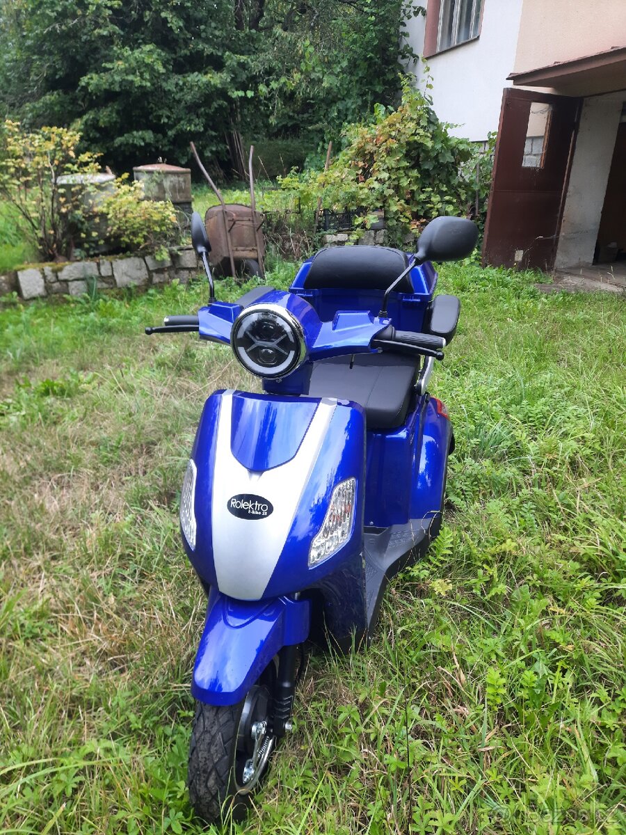 Elektrická tříkolka pro seniory