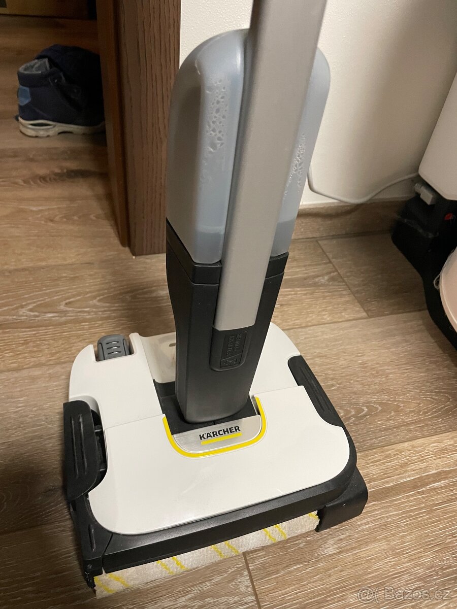 Karcher podlahová myčka