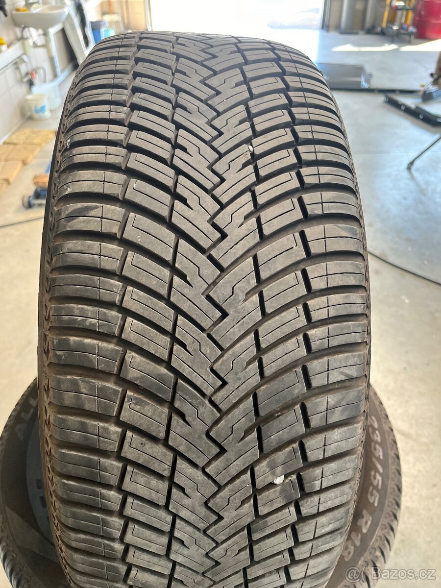 Pneu 235/55R18