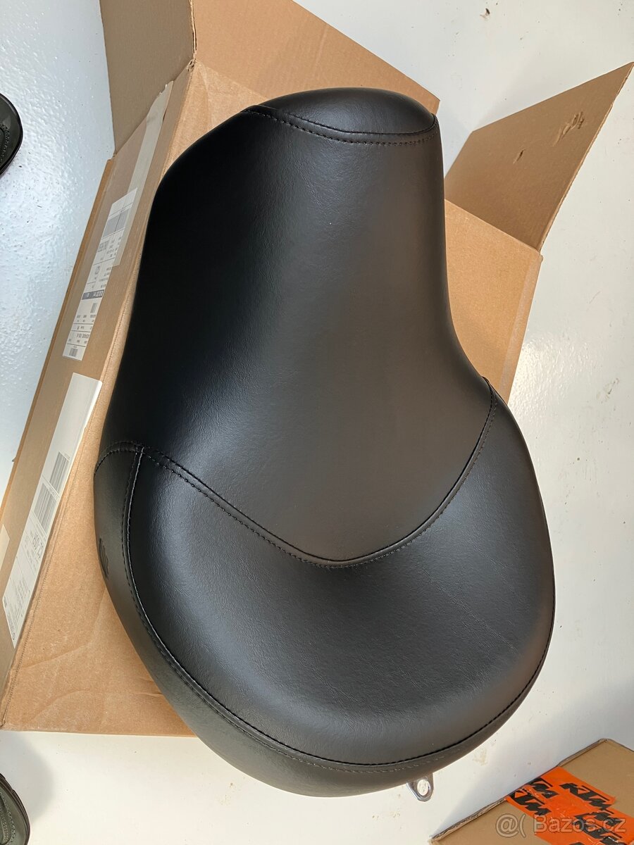 Sedlo Harley Davidson pro Dyna