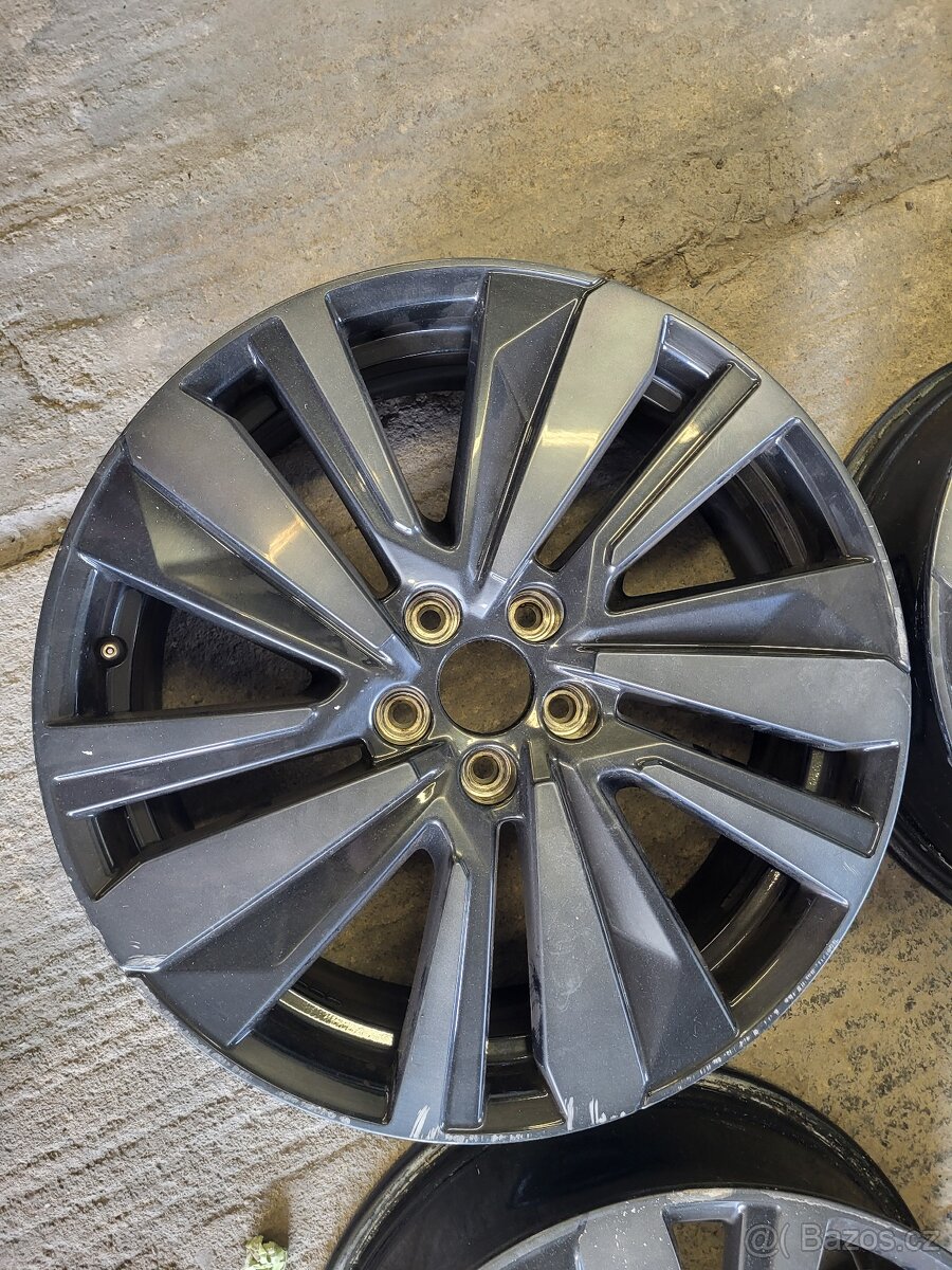 Alu kola 5x108 PEUGEOT 3008