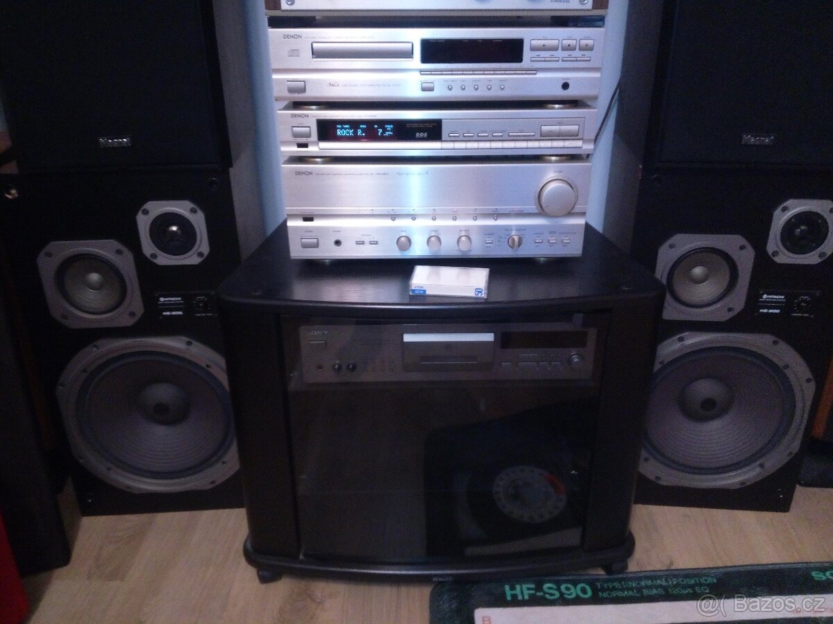 Prodám Hitachi HS-30G sleva