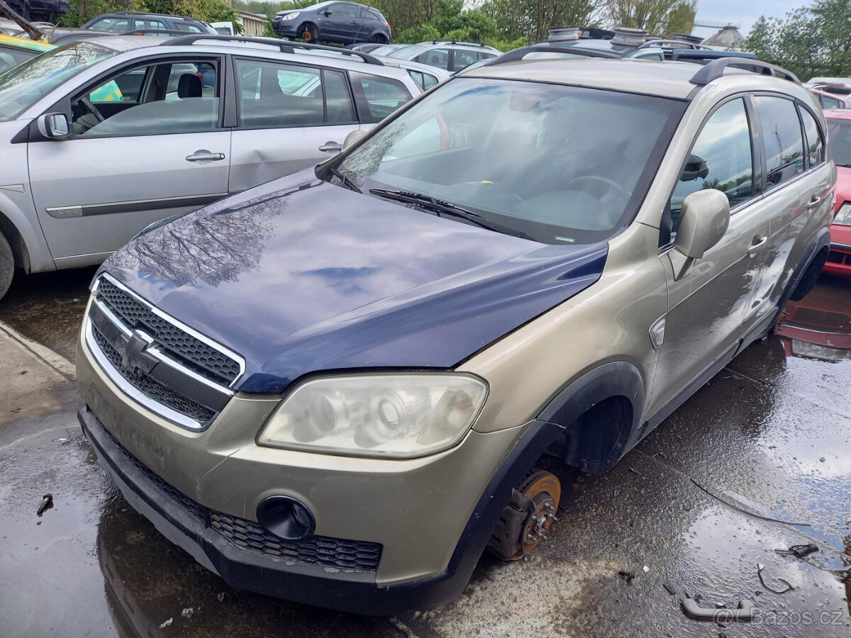 Chevrolet Captiva 2.0 ( Z20S ) 110kW r.2007 šedá