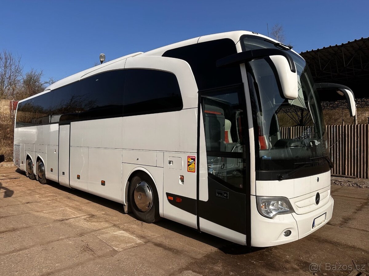 MERCEDES-BENZ TRAVEGO RHD-M 14 metrů