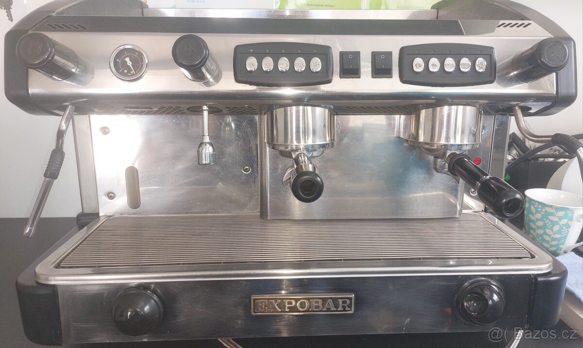 Kávovar Expobar dvojpáka do kavárny