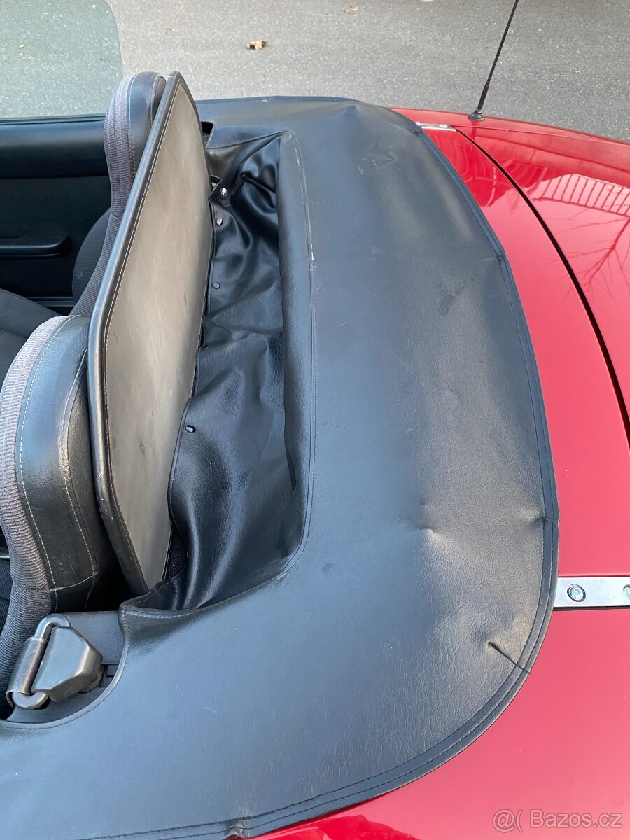 Potah na sklopenou střechu Mazda Miata MX-5 NA a NB