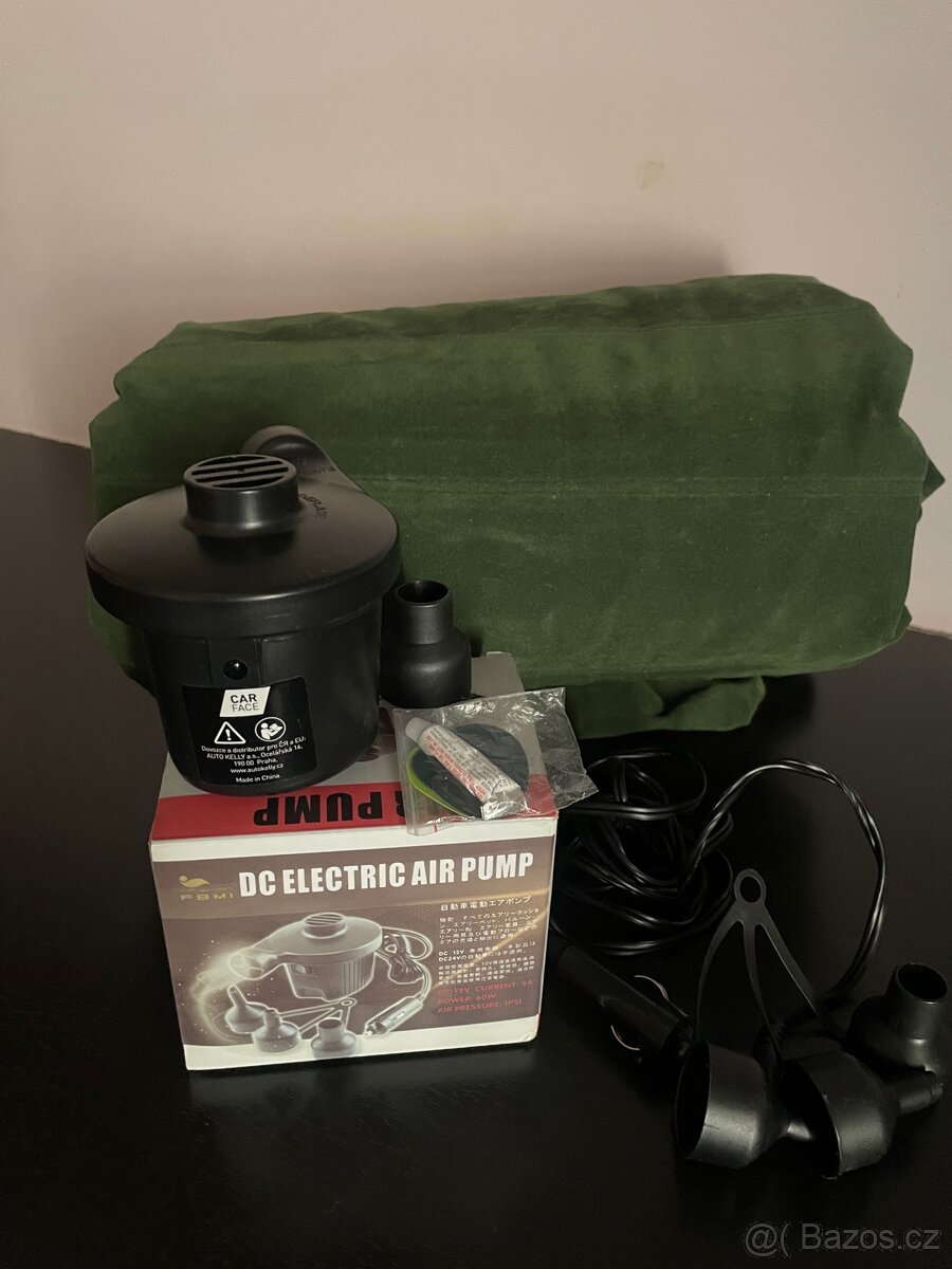 Nafukovací matrace pro spánek v autě