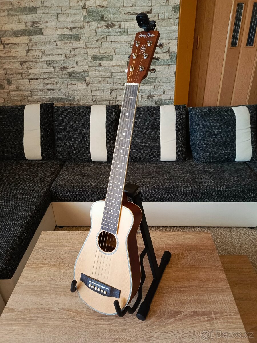 Elektroakusticka kytara HARLEY BENTON (cestovní)