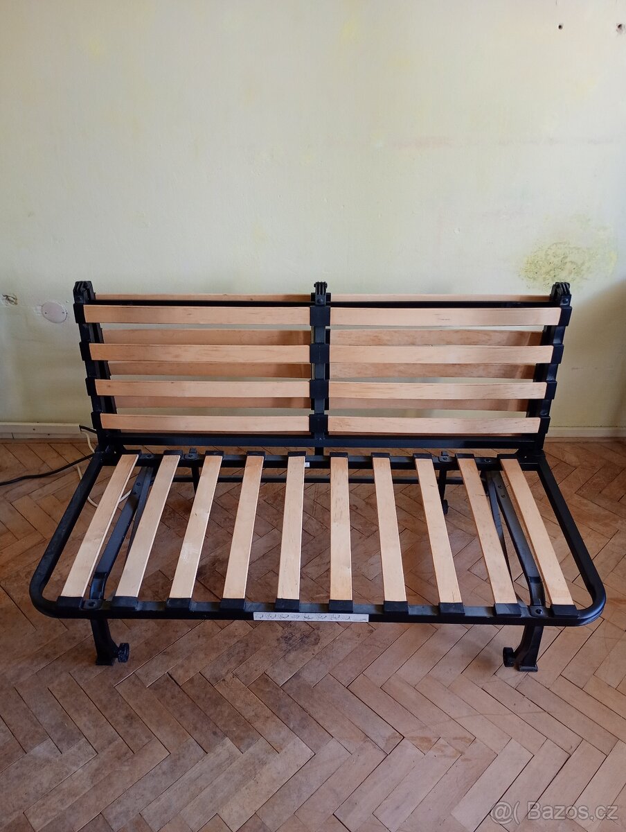 Rozkládací postel s MATRACÍ