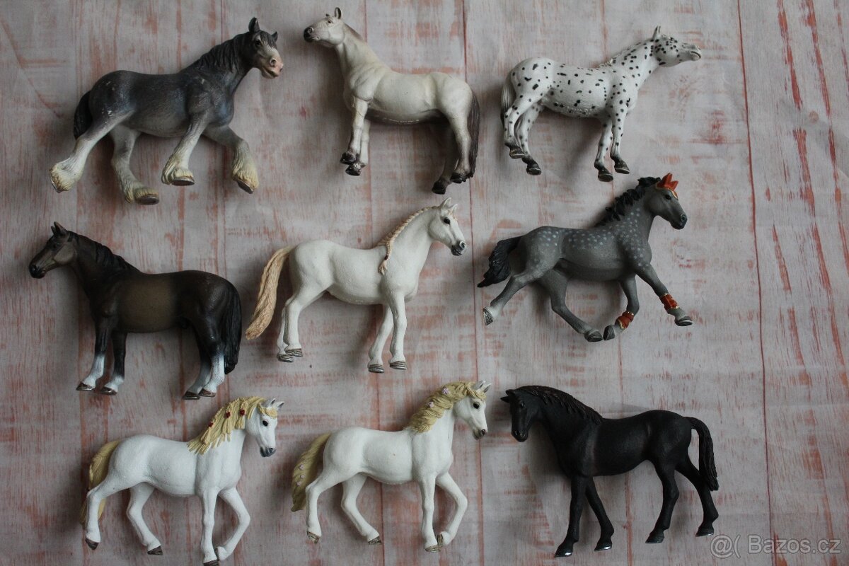 Figurky koní Schleich 1