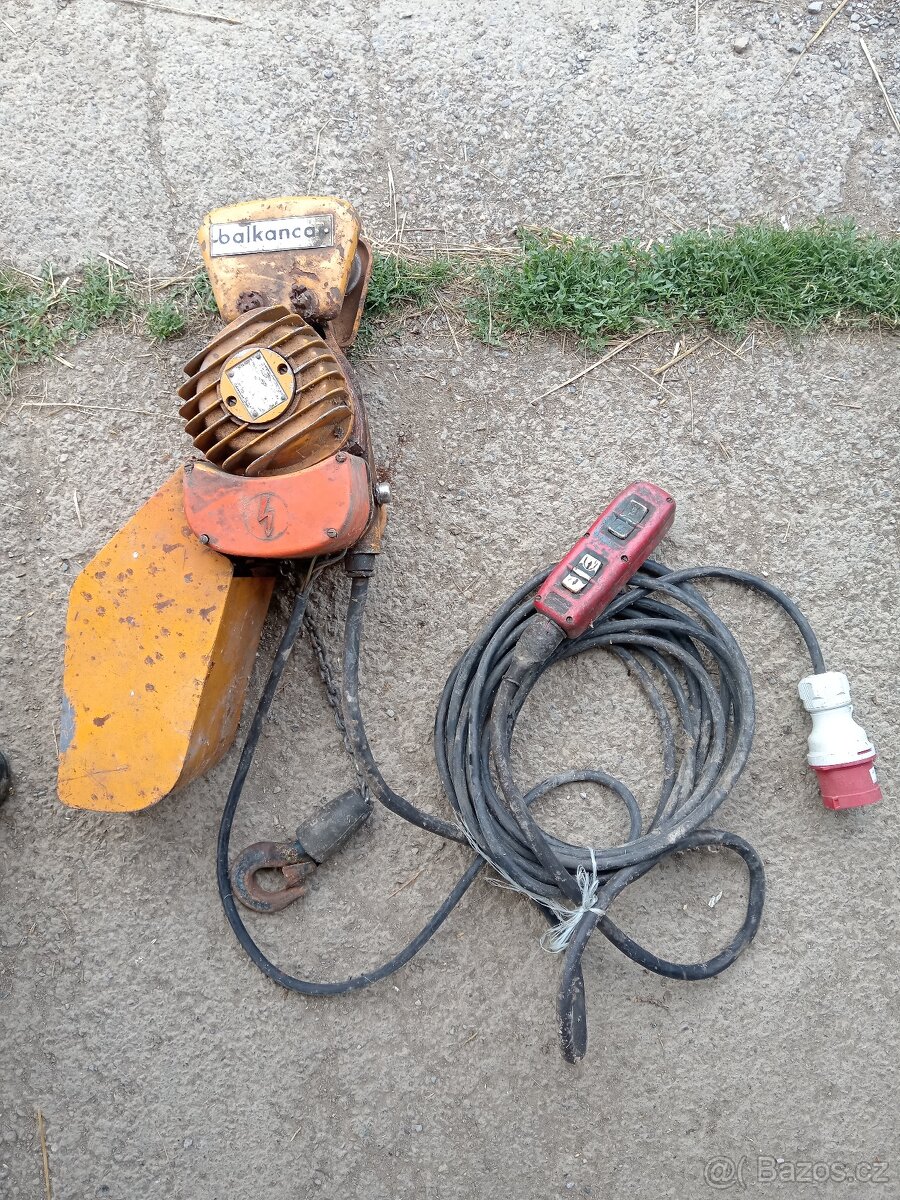 Elektrický kladkostroj BalkanCar MB052M