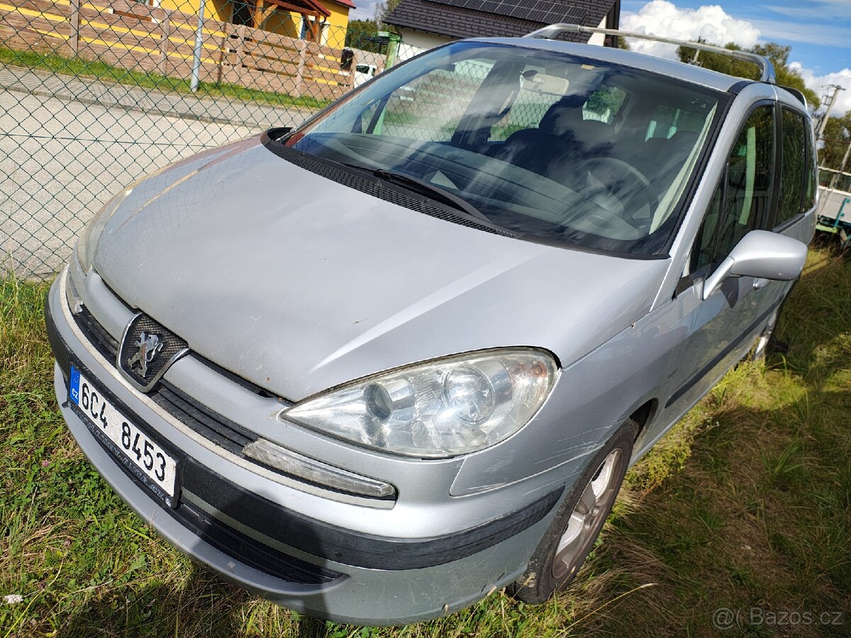 Peugeot 807