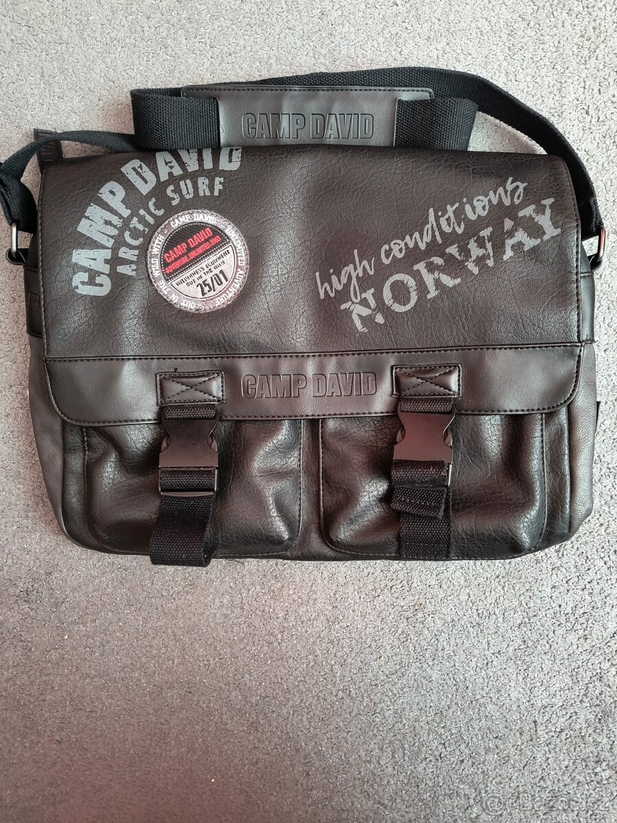 Pánská kožená taška přes rameno Camp David