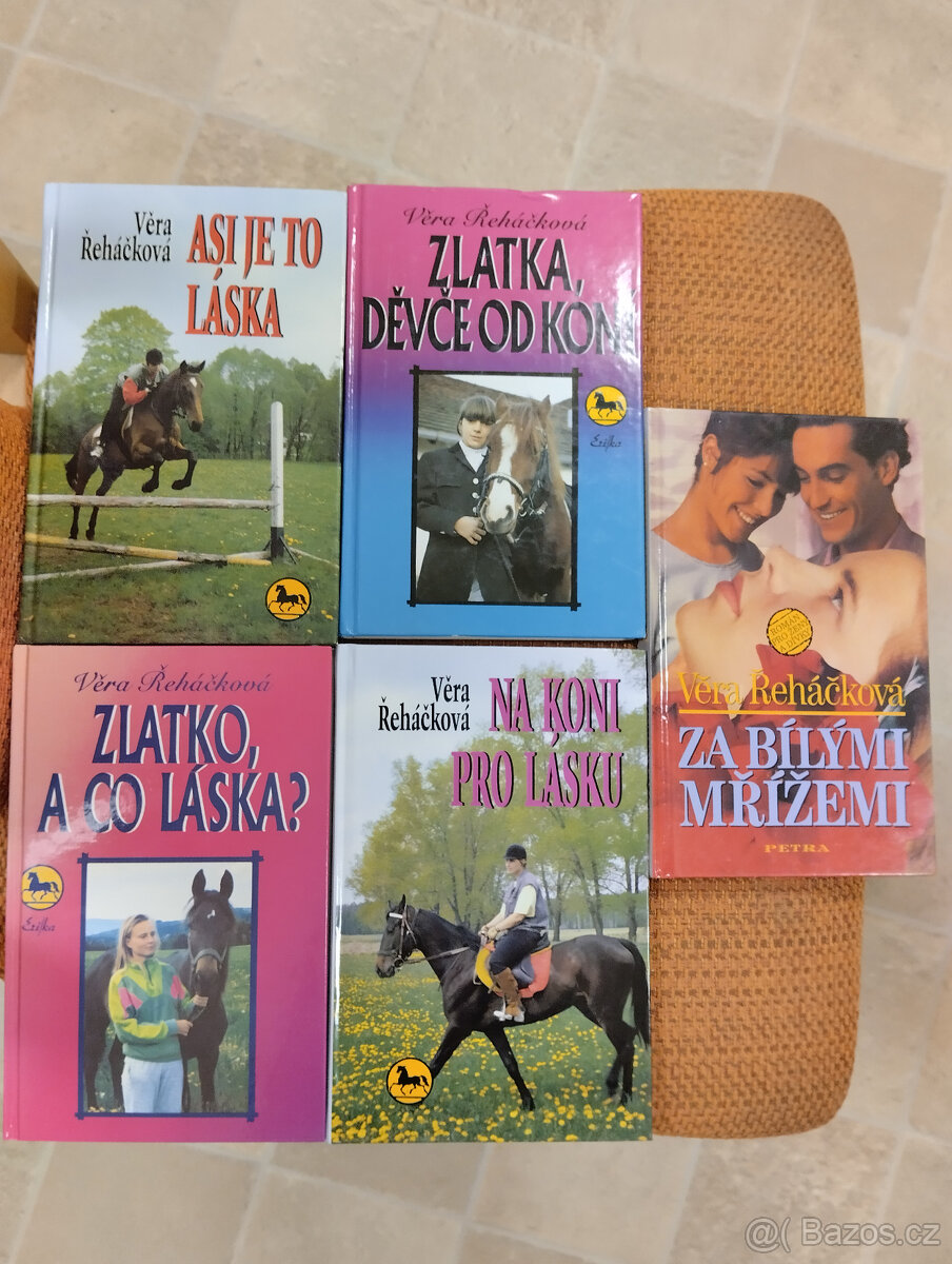 Prodám dívčí romány od Věry Řeháčkové