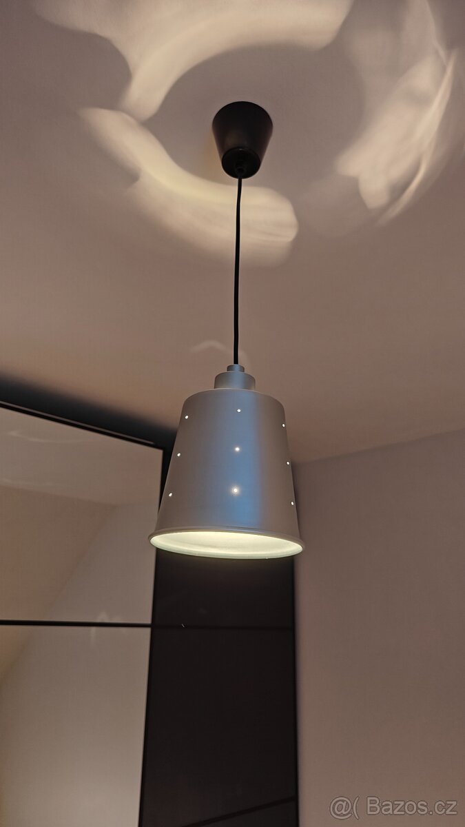 Závěsné světlo Ikea