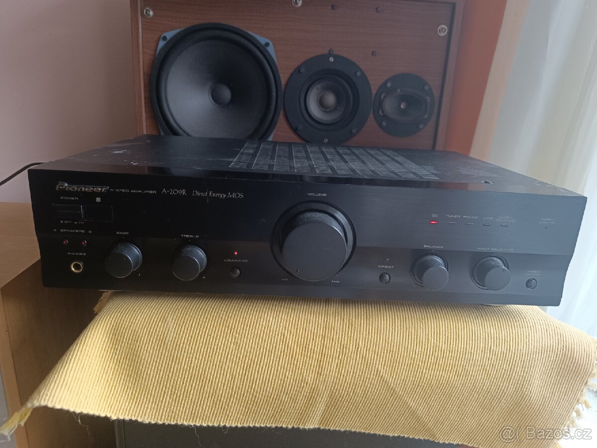 Zesilovač Pioneer A-209R