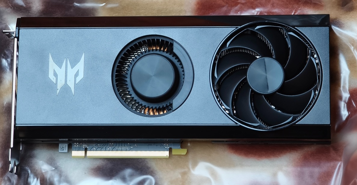 Prodám grafiku AMD Radeon RX7600 OC 8 GB
