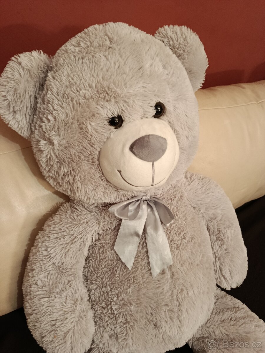 Plyšový medvěd