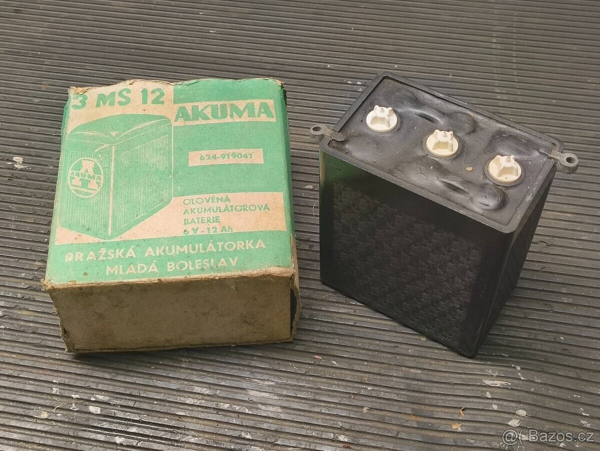 Baterie Akuma Jawa ČZ kývačka pérák OHC t c b 175 250 350