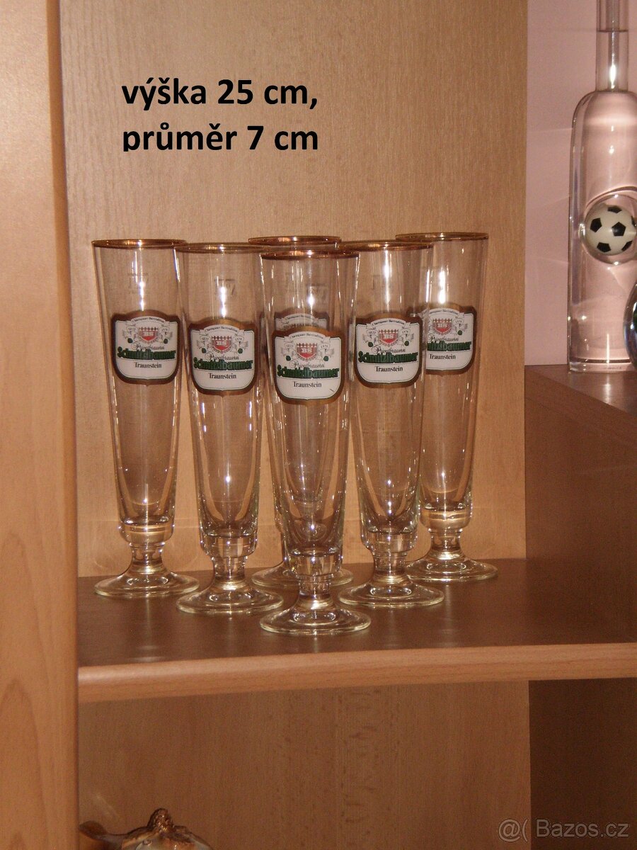 sklo - pivní poháry na stopce - dekor - 0,3 l - neužívané