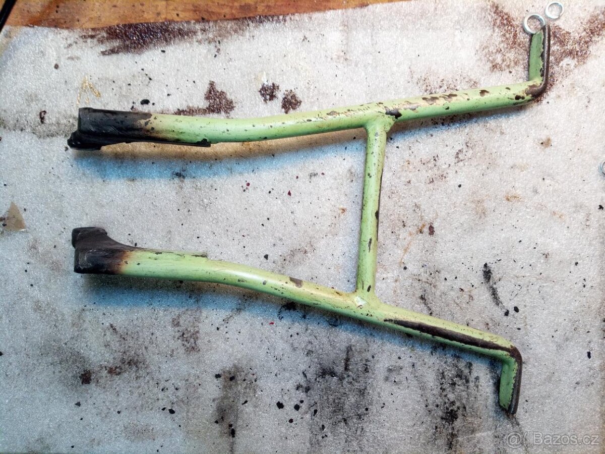 Koupím zelený stojan Jawa 550