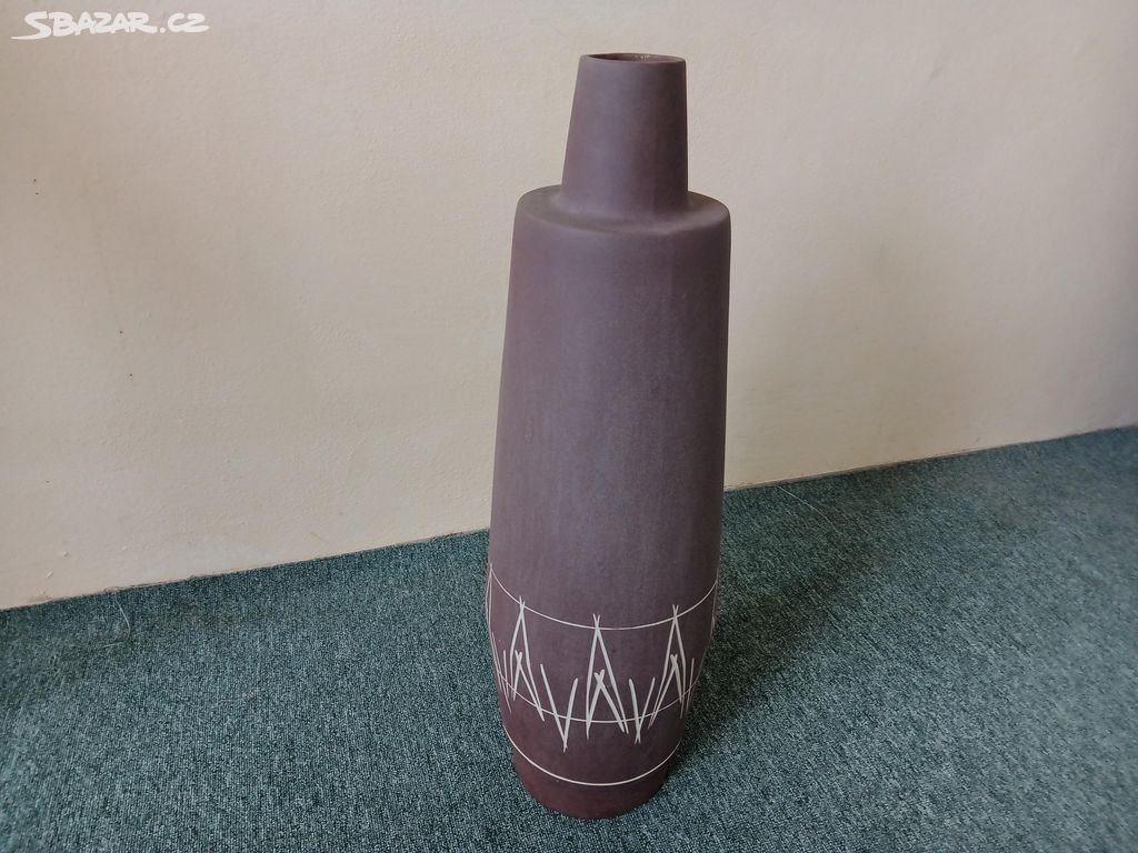 Keramická váza