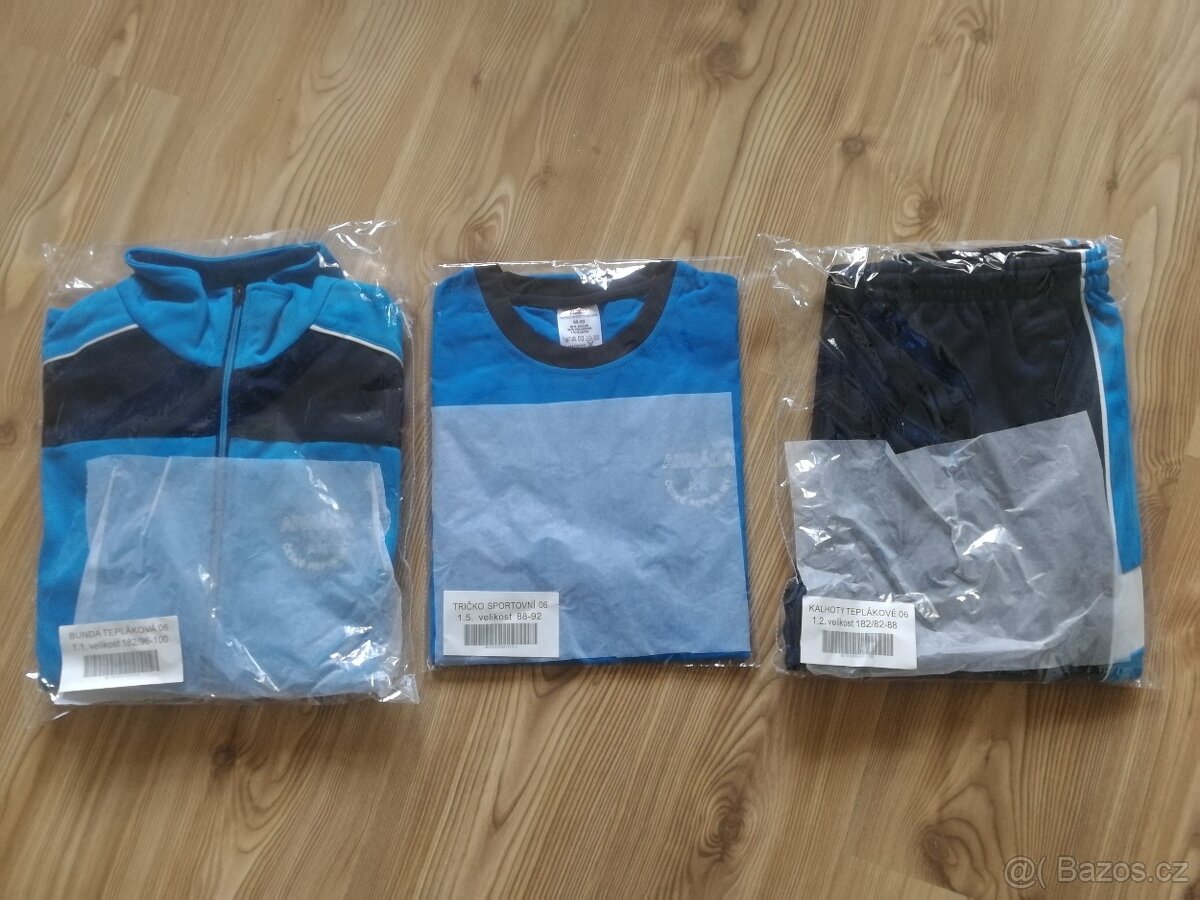 Tepláková souprava AČR (kalhoty, bunda, triko) vel. 182