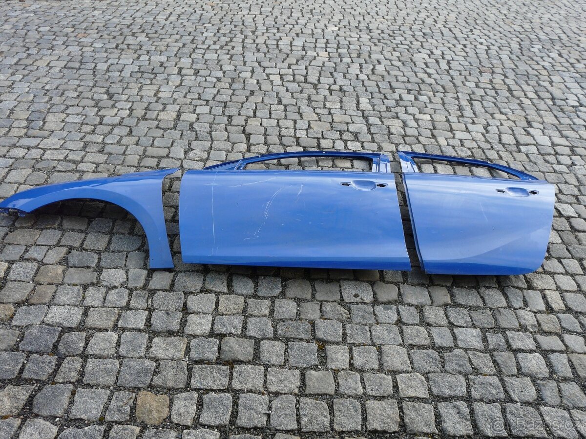 OPEL CORSA F PŘEDNÍ + ZADNÍ LEVÉ DVEŘE + BLATNÍK