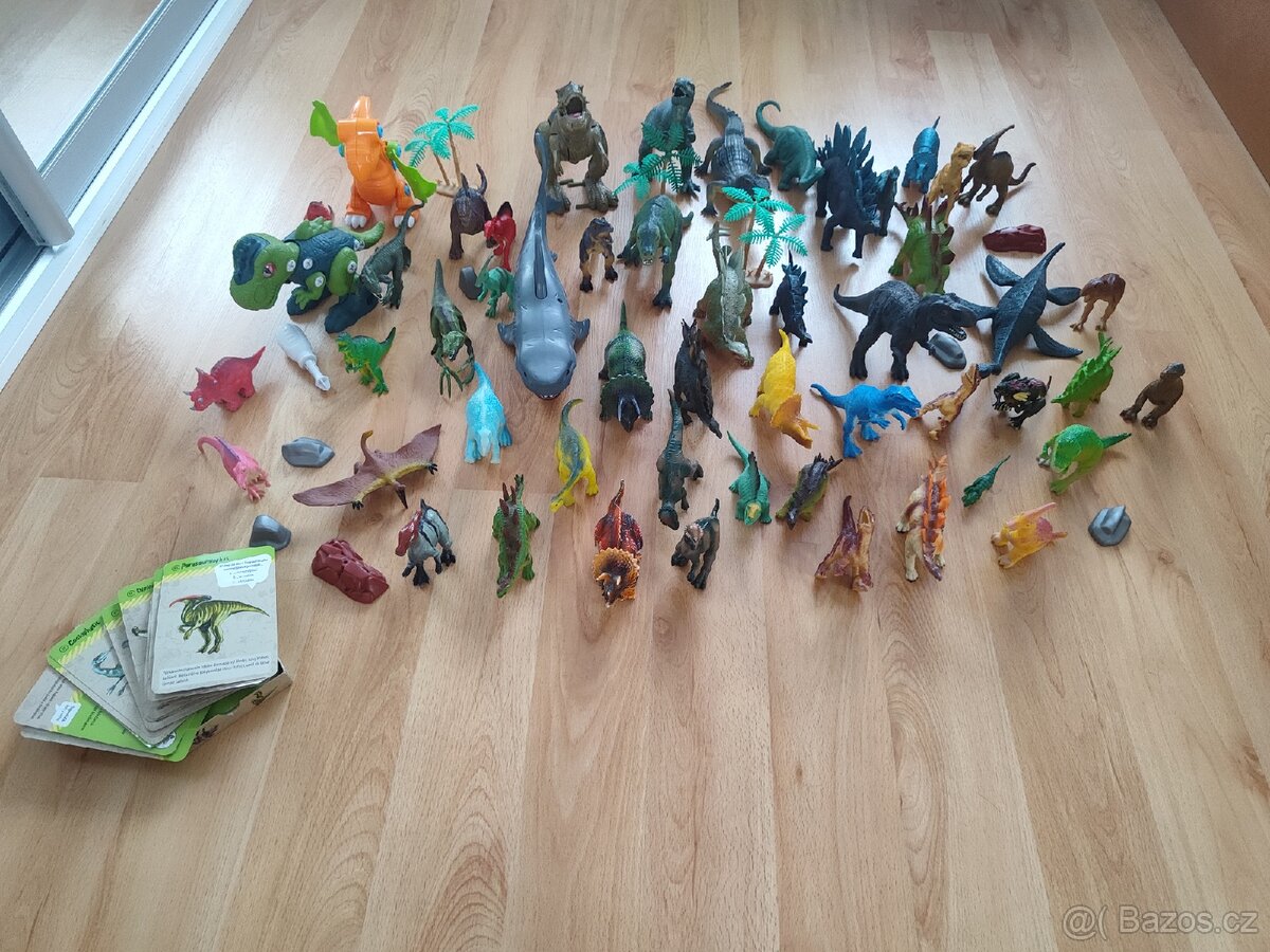 Dinosauři hračky