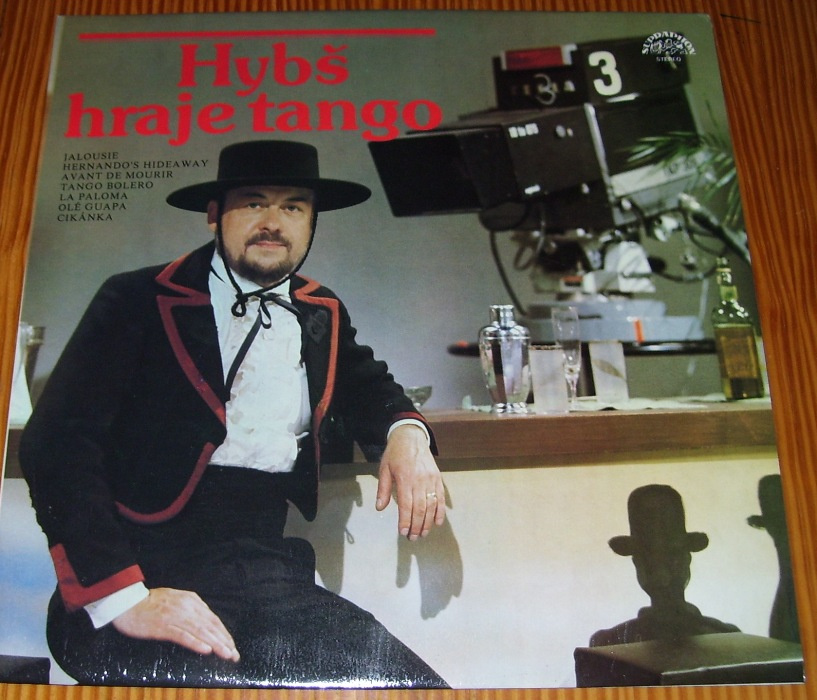 LP deska Hybš hraje tango z r.1980/138/