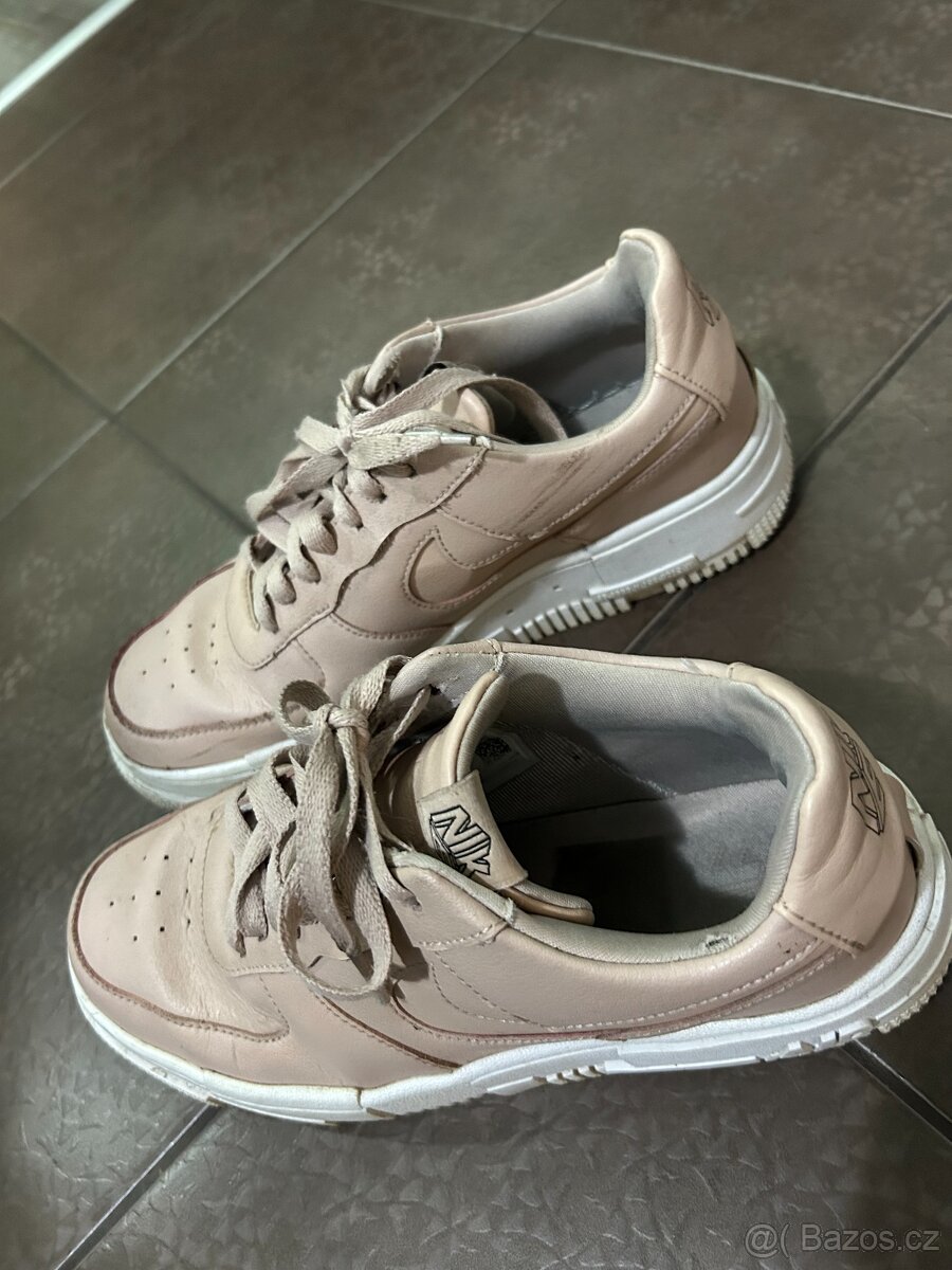 Tenisky NIKE Air Force 1, vel. EUR 39, růžové