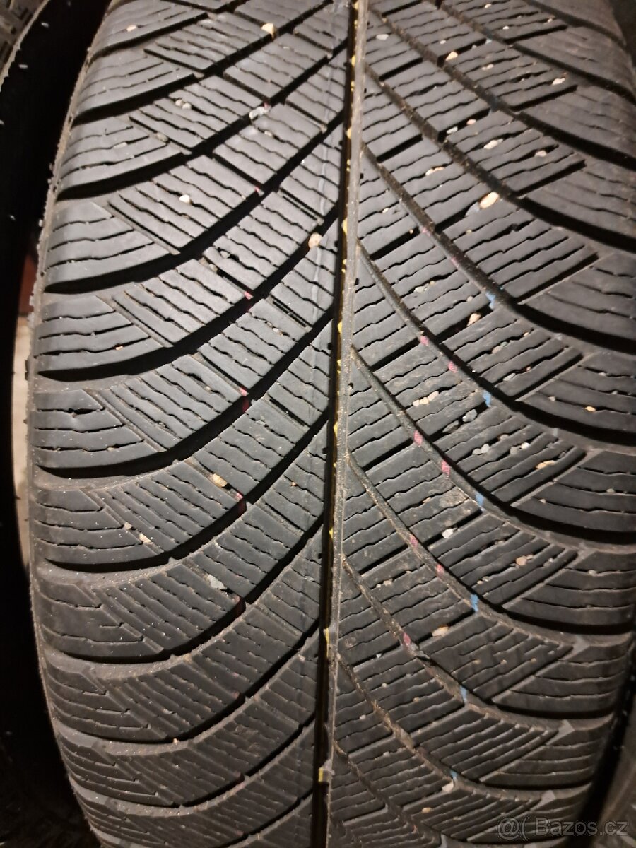 zimni pneumatiky 215/45/16