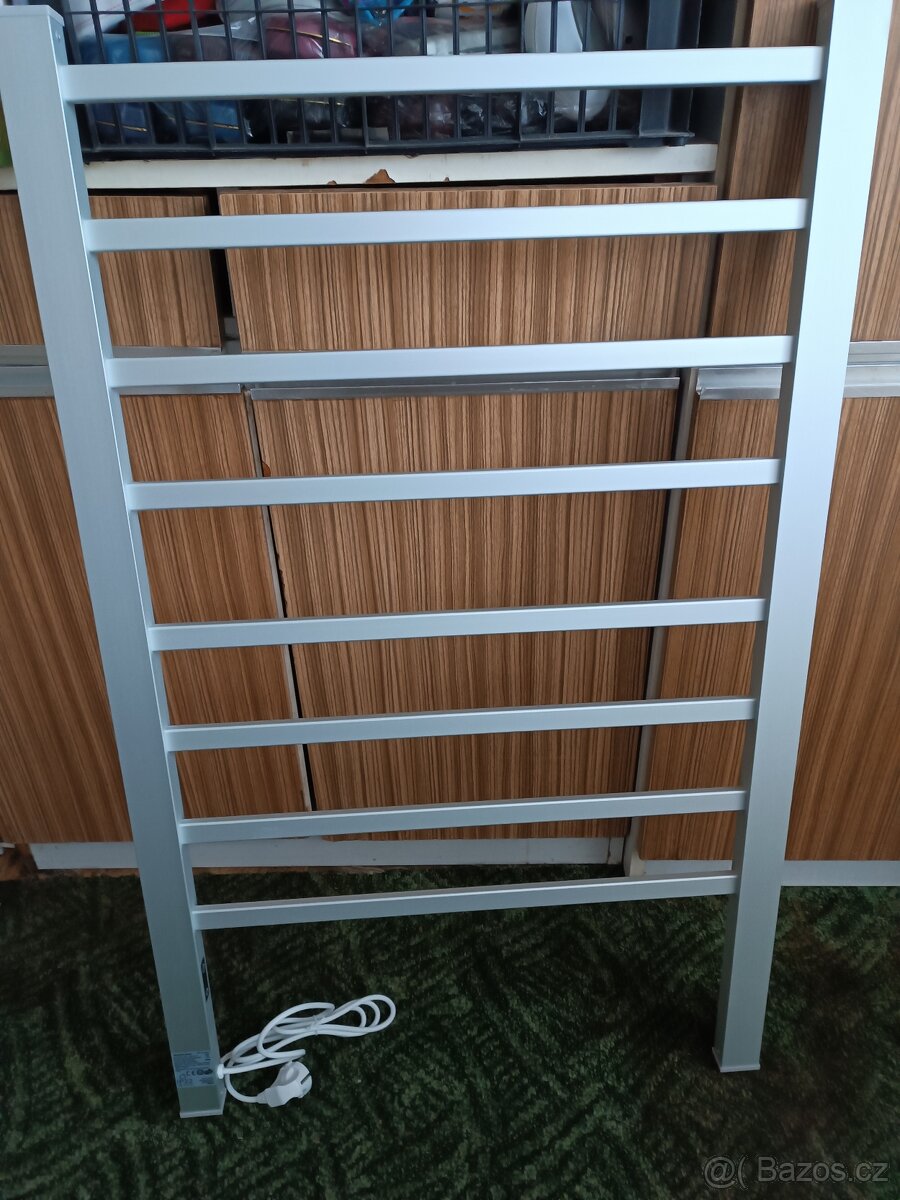 Elektrický sušák ručníků silvercrest