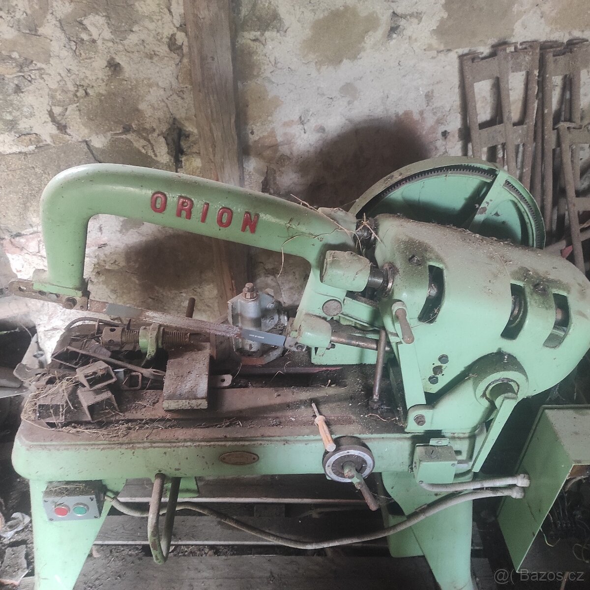 Strojní pila na kov