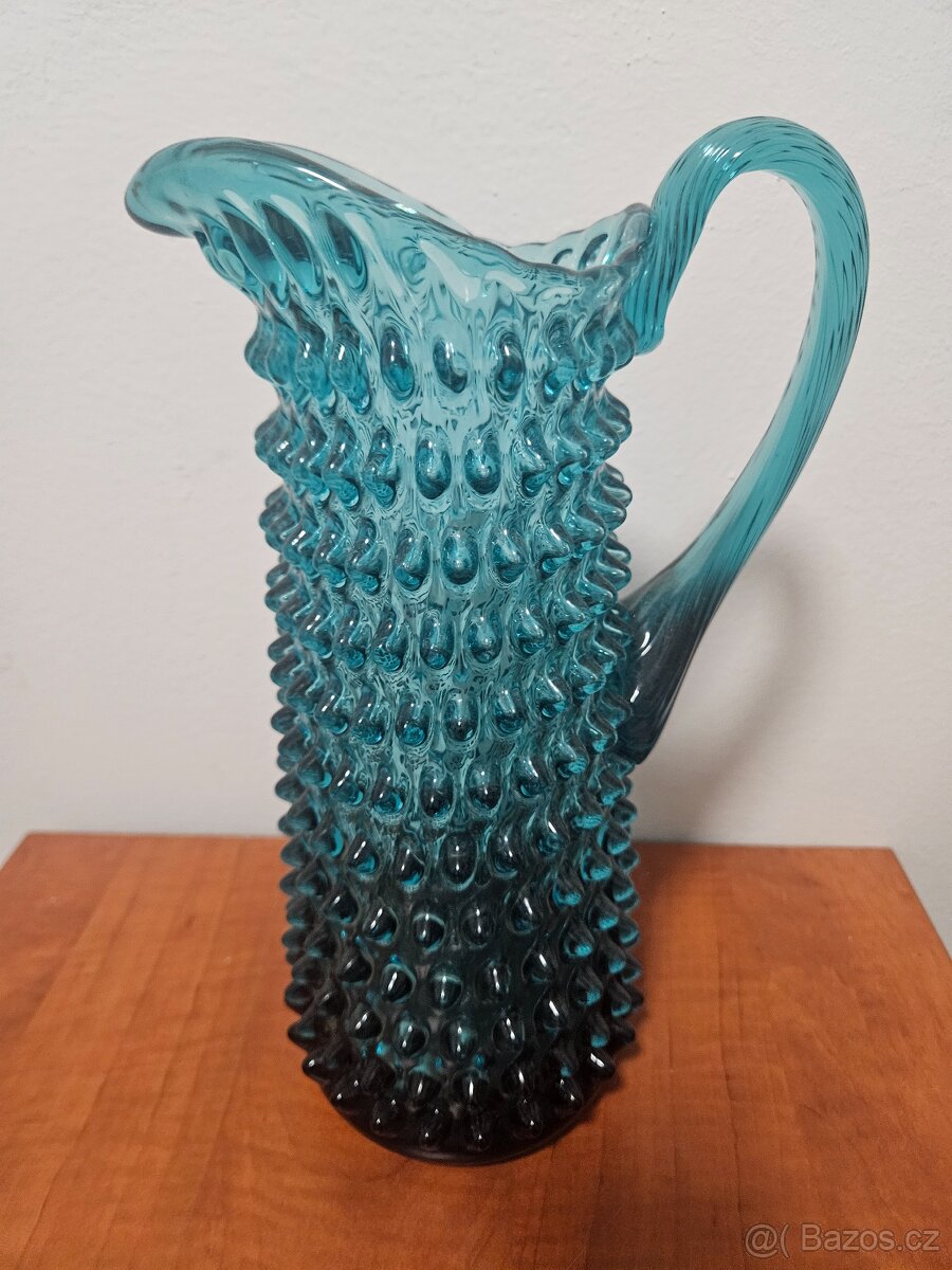 Křišťálový džbán