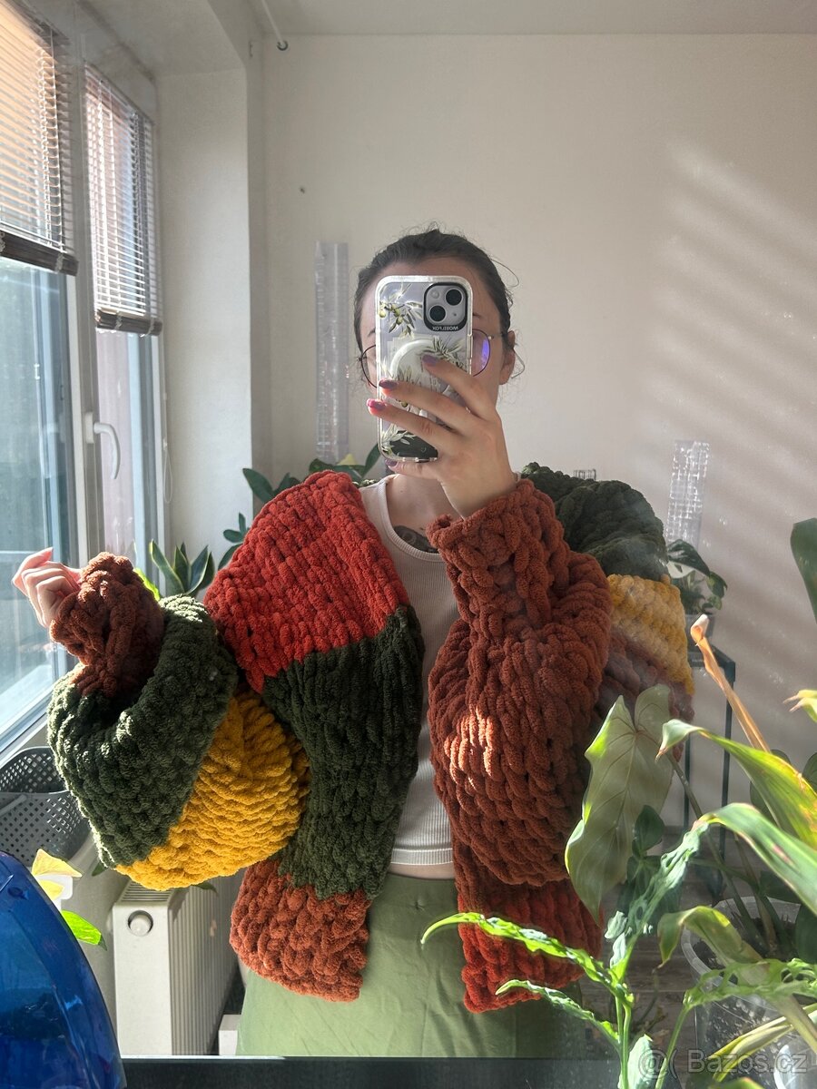 Ručne robený kardigan/sveter